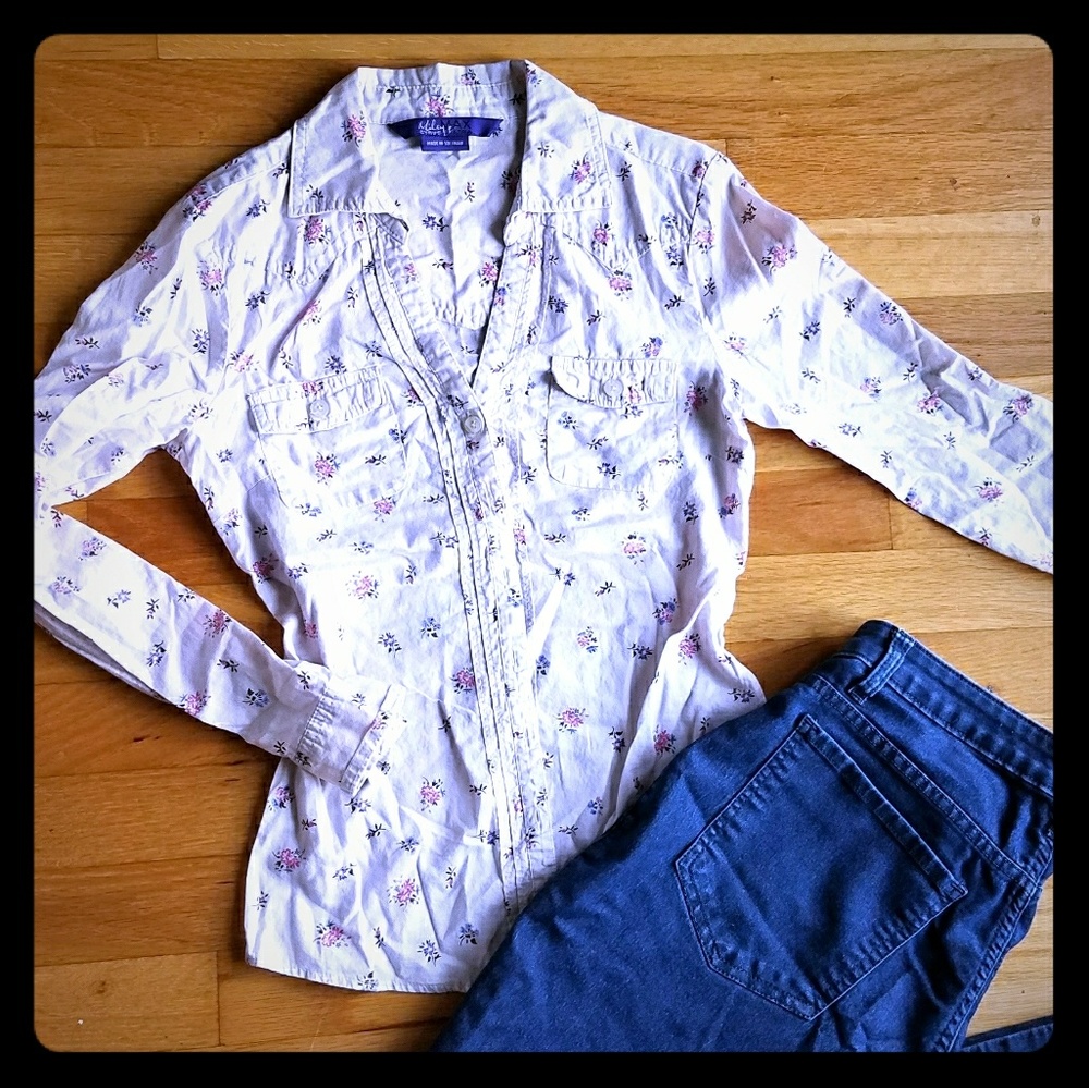 Miley Cyrus Floral Print Button Shirt