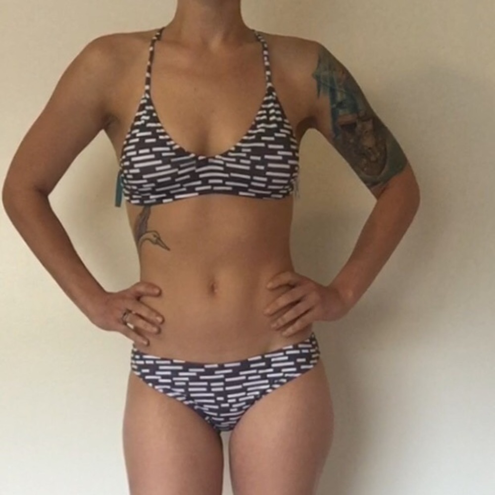 Cupshe Bikini NWT Gray and White print