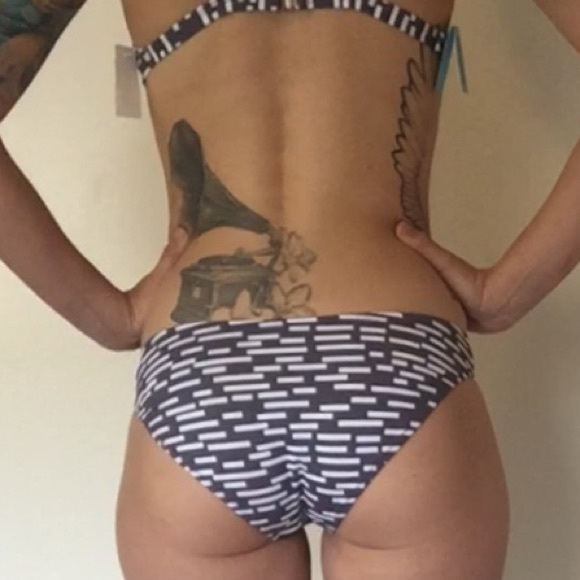 Cupshe Bikini NWT Gray and White print - Picture 4 of 4