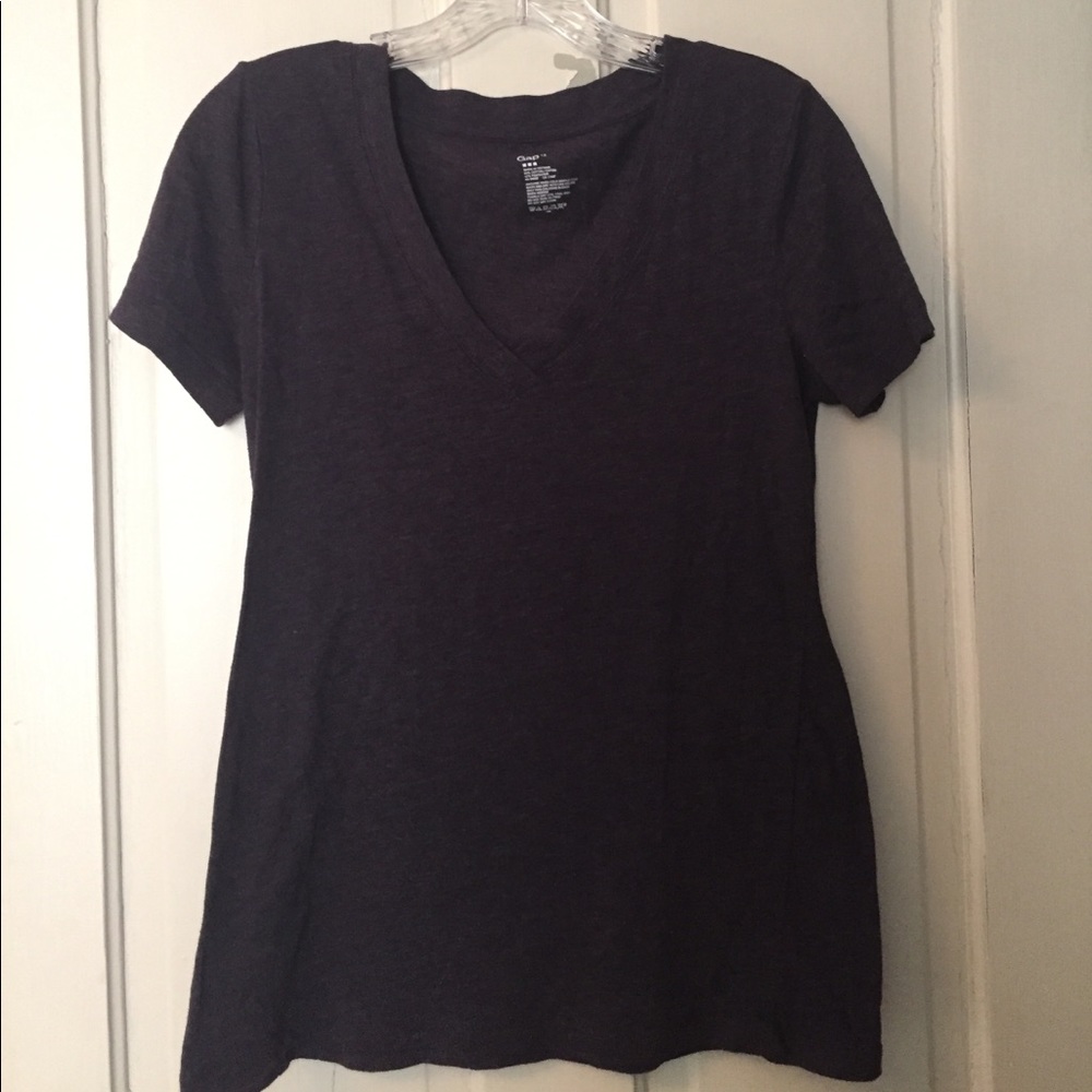 Purple short sleeved Gap t-shirt