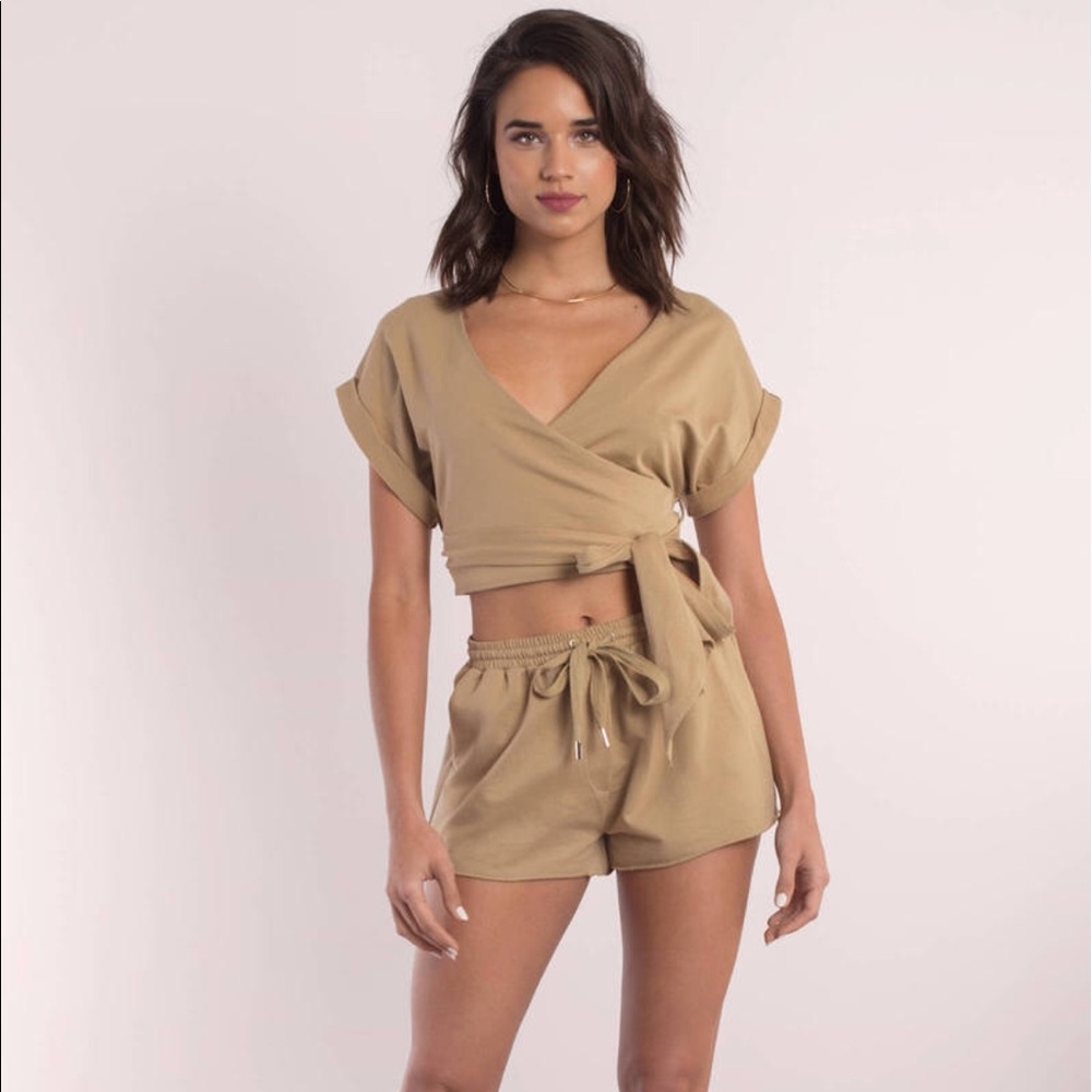 Essue hannah olive crop top shorts matching set
