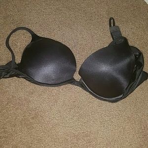 Victoria secret very sexy push up bra 34b
