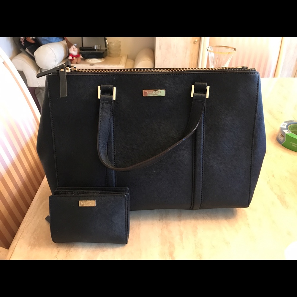 Kate Spade New York bag PLUS matching wallet