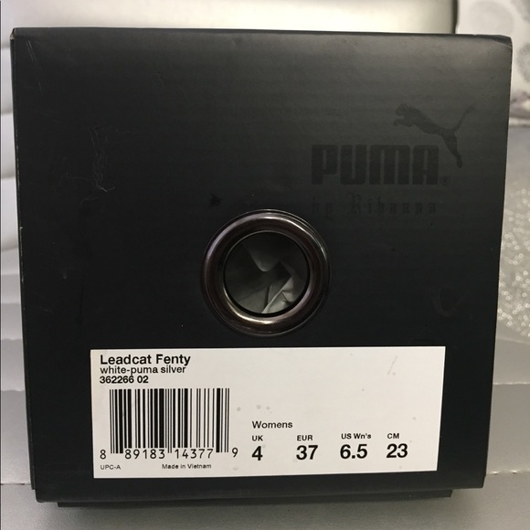 Brand new: White Fenty Slides - Picture 3 of 4