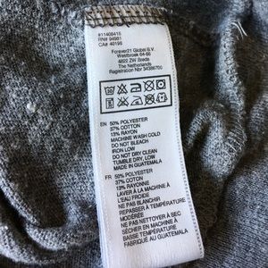 Recycled Karma Tops - Saved by the Bell Vintage look Tshirt Gray Small Recycled Karma Tops - Saved by the Bell Vintage look Tshirt Gray Small