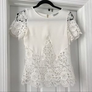 WHITE LACE TOP sz. SM