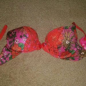 Victoria secret very sexy push up bra 34b