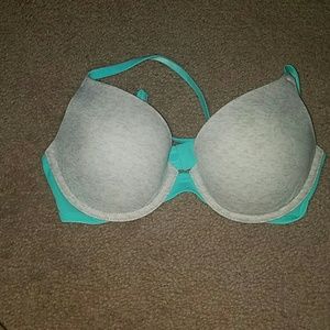 Victoria secret very sexy push up bra 34b