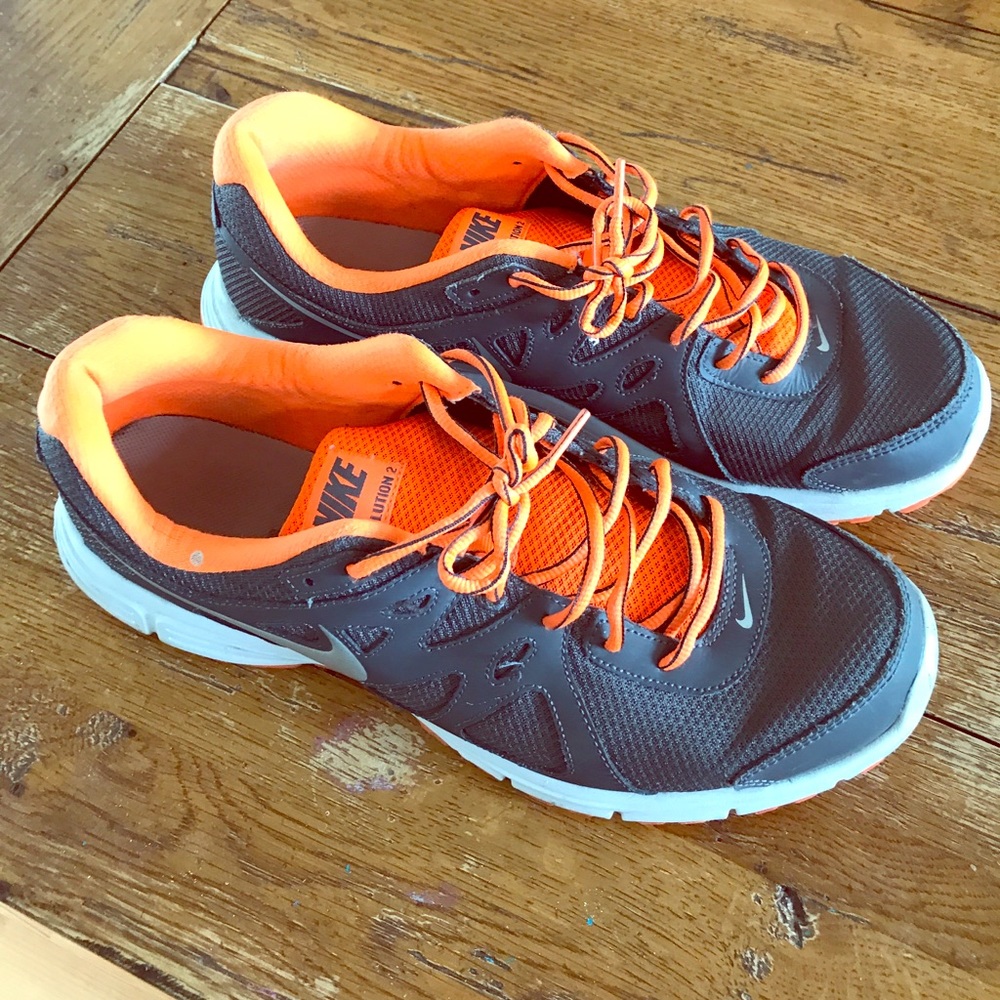 Men's Nike Athletic Shoes.