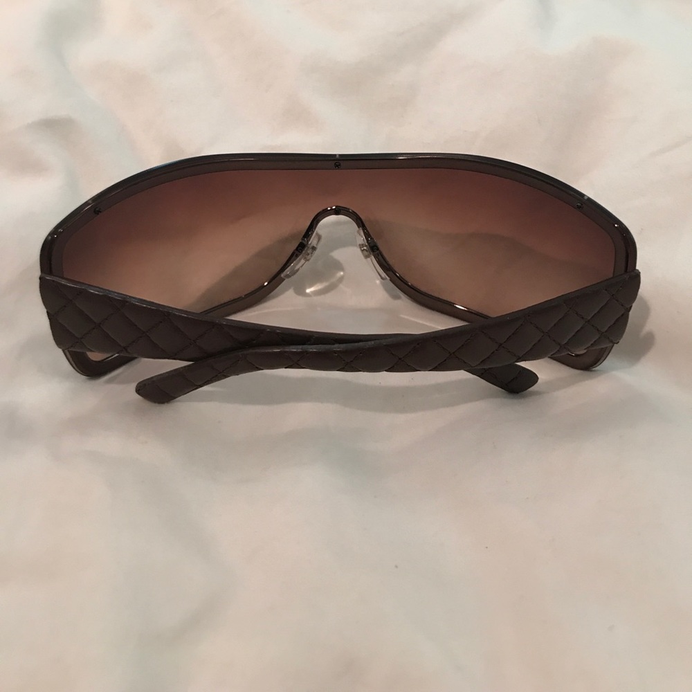 Authentic Chanel brown quilted sunglasses 4155-Q - Picture 2 of 4