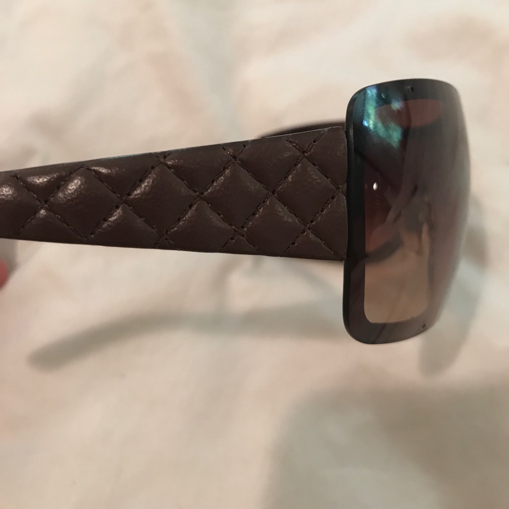 Authentic Chanel brown quilted sunglasses 4155-Q - Picture 3 of 4