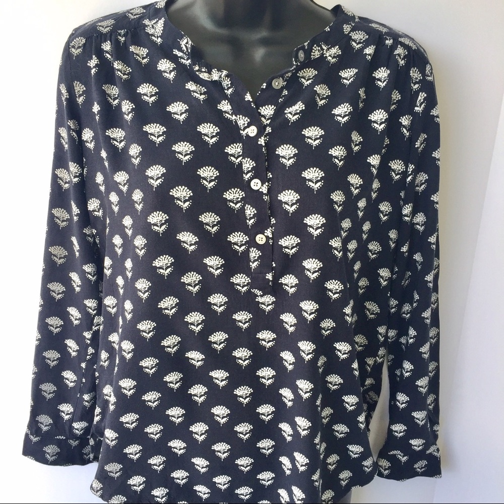 Ann Taylor Loft Blue & white blouse