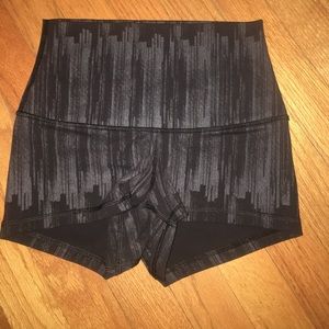 Lululemon boogie short