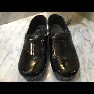 Dansko patent leather clogs size 38.