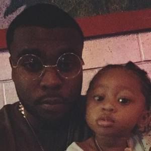 Meet your Posher, Troy