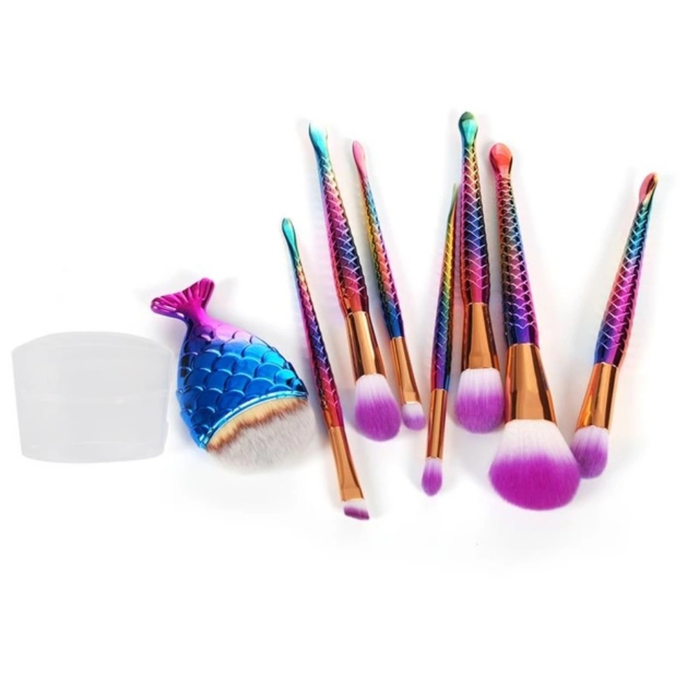 SOLD!!Beautiful marmaid makeup brush set - Picture 1 of 2