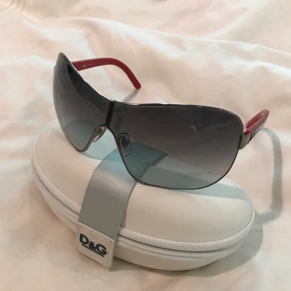 Authentic D&G sunglasses 😎