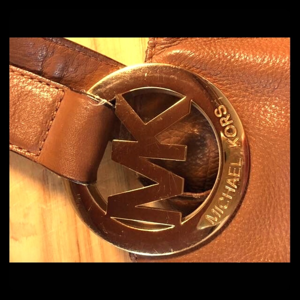 Authentic leather Micheal Kors purse