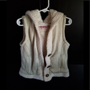 Girls sz 5 Sheepskin like Hooded Vest