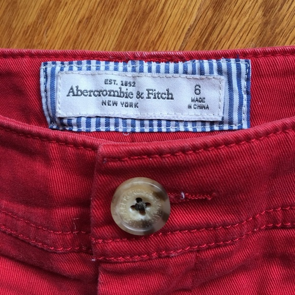 Abercrombie & Fitch red shorts - Picture 3 of 3