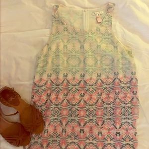 Size med green and coral top