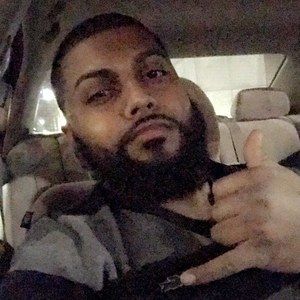 Meet your Posher, Hemant