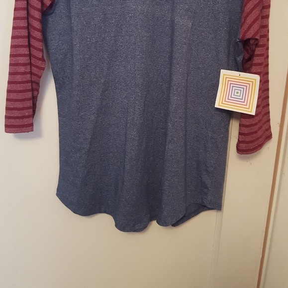 NWT LULAROE RANDY TOP M - Picture 2 of 4