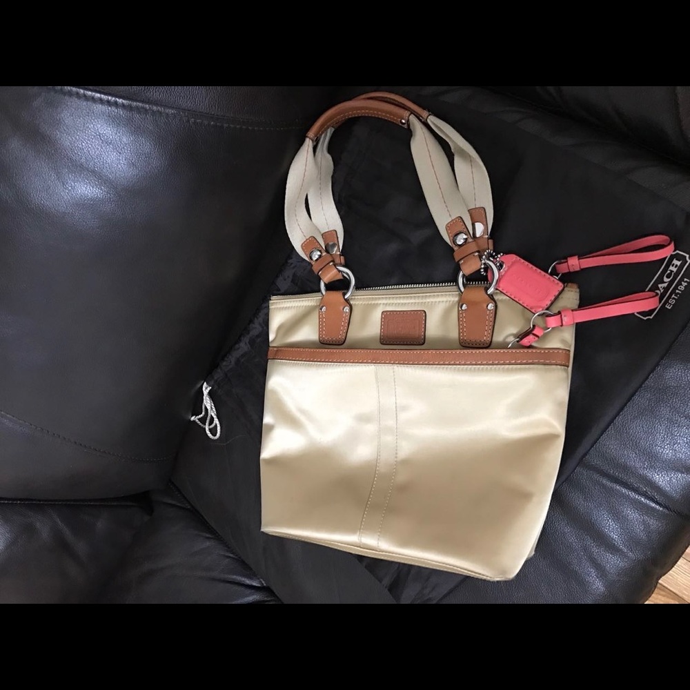 Authentic Coach bag - Picture 5 of 6