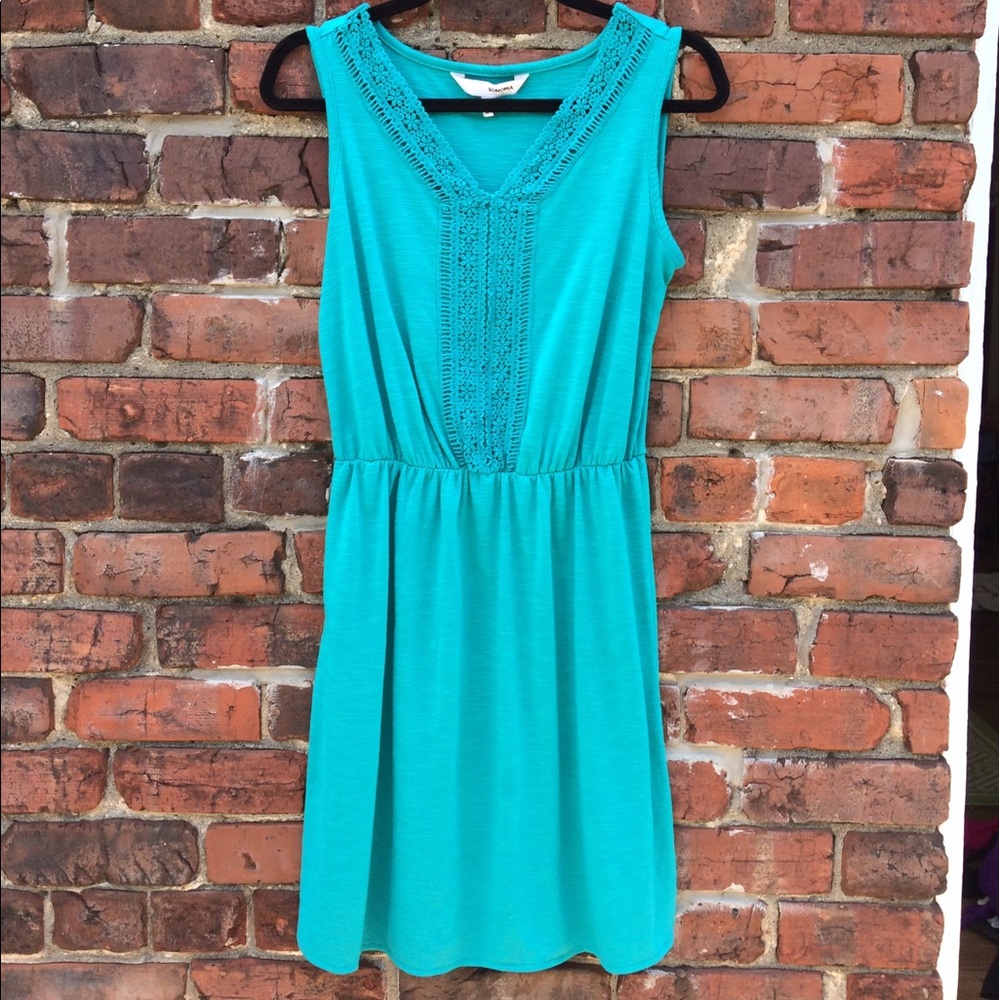 Teal boho mini dress with cinched waist 👗