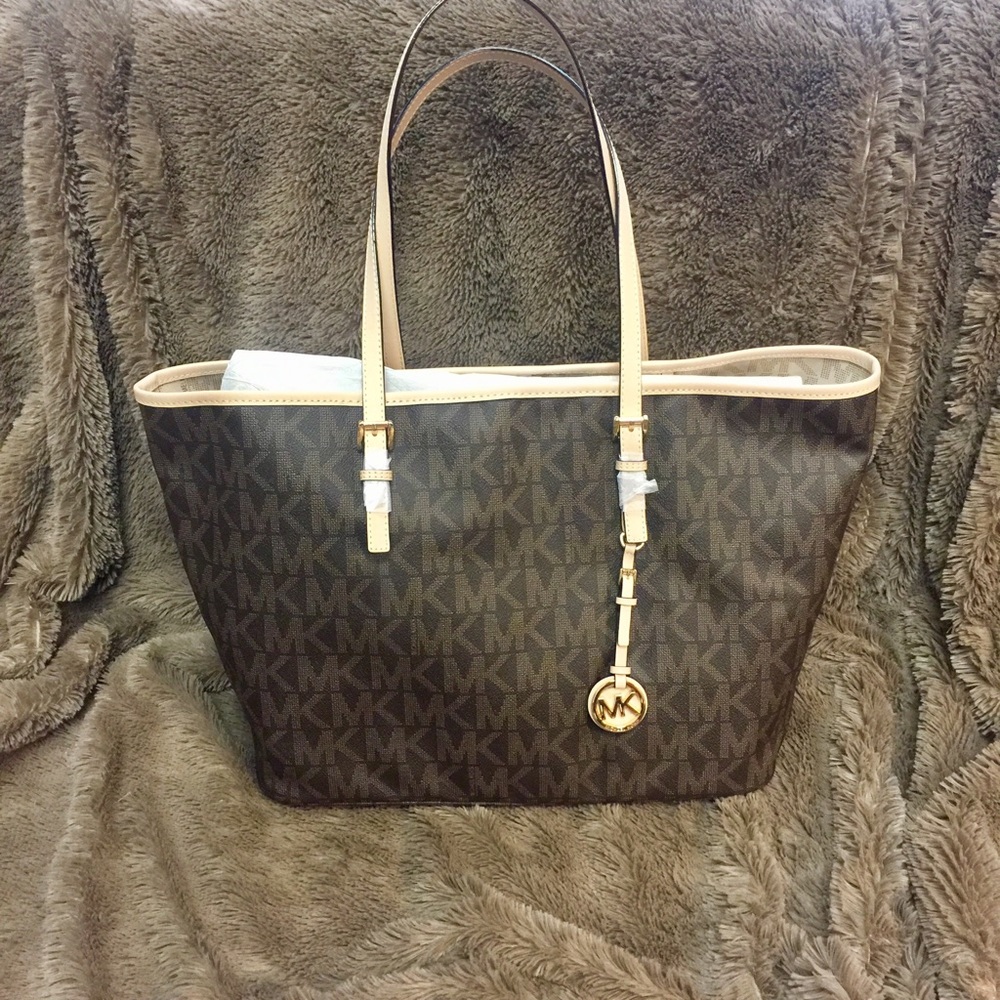 ❌SOLD❌NWT Michael Kors Jet Set Travel Tote