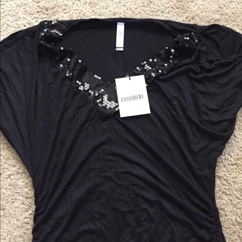 Black short sleeved medium maternity top