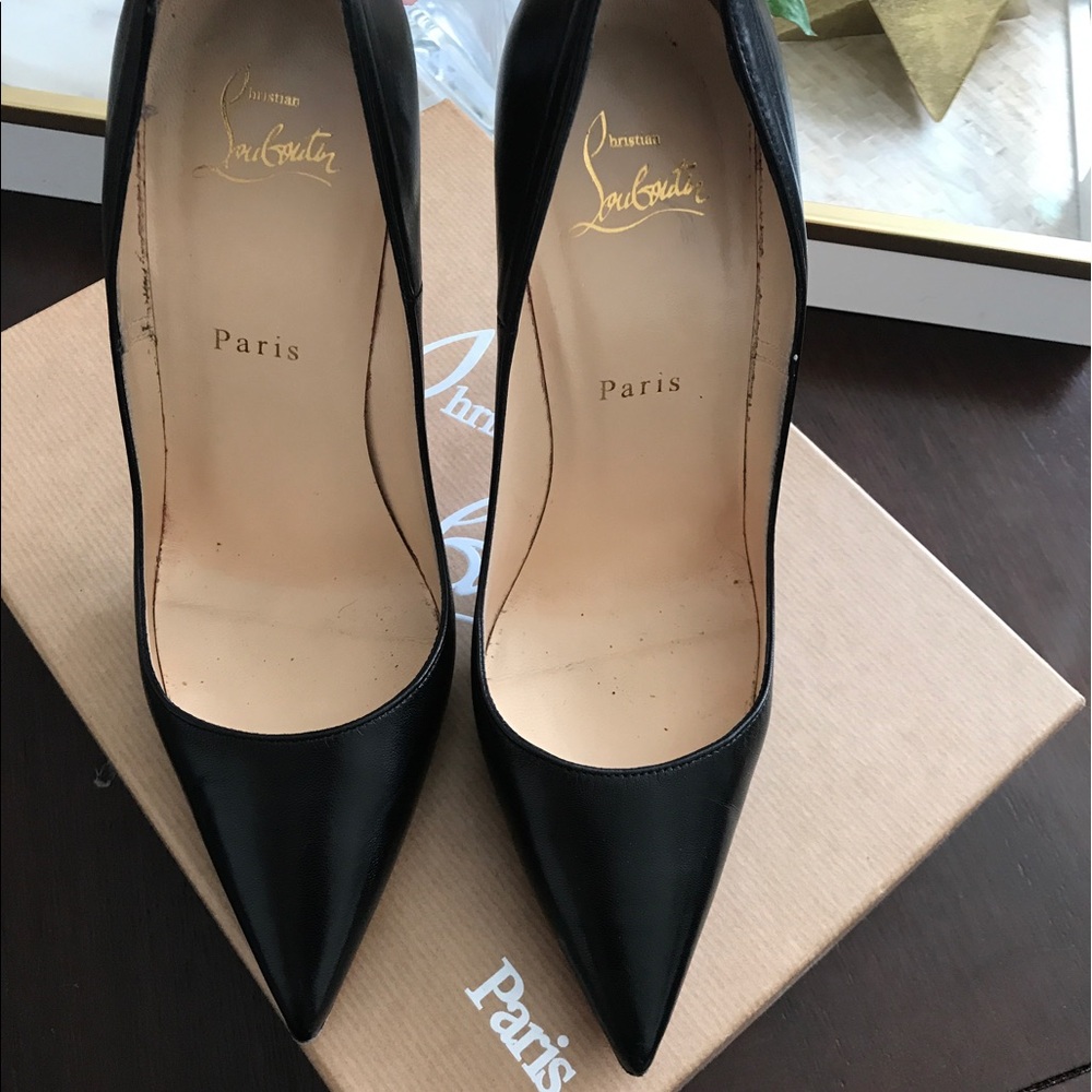 Authentic Christian Louboutin So Kate Size 8.5