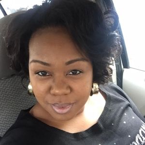 Meet your Posher, Keisha