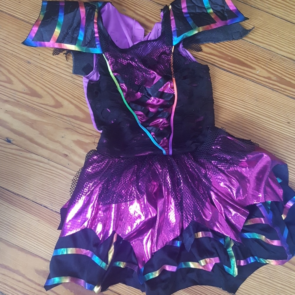 Costume