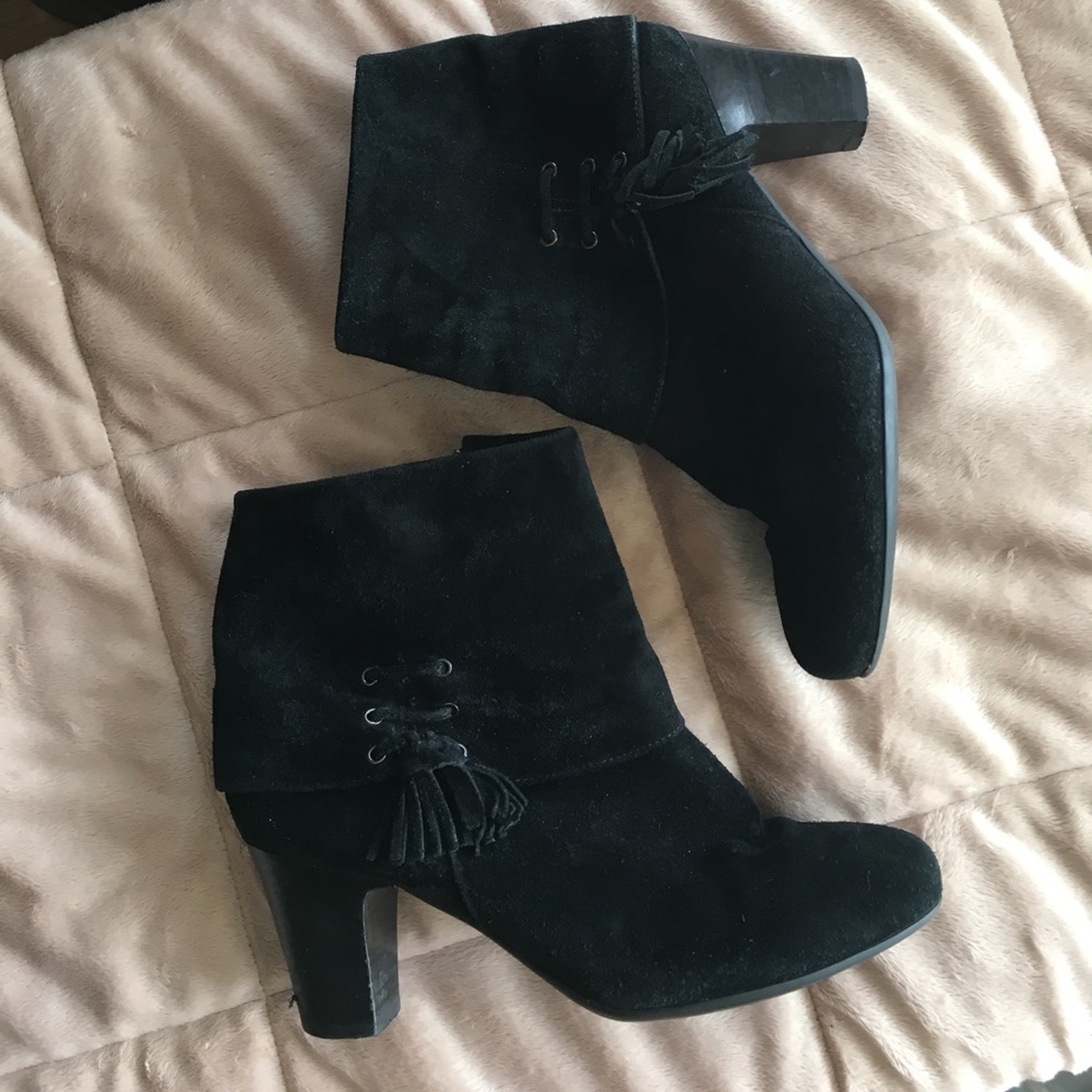Black ankle booties