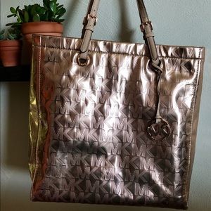 Michael Kors rose gold shoulder bag/tote