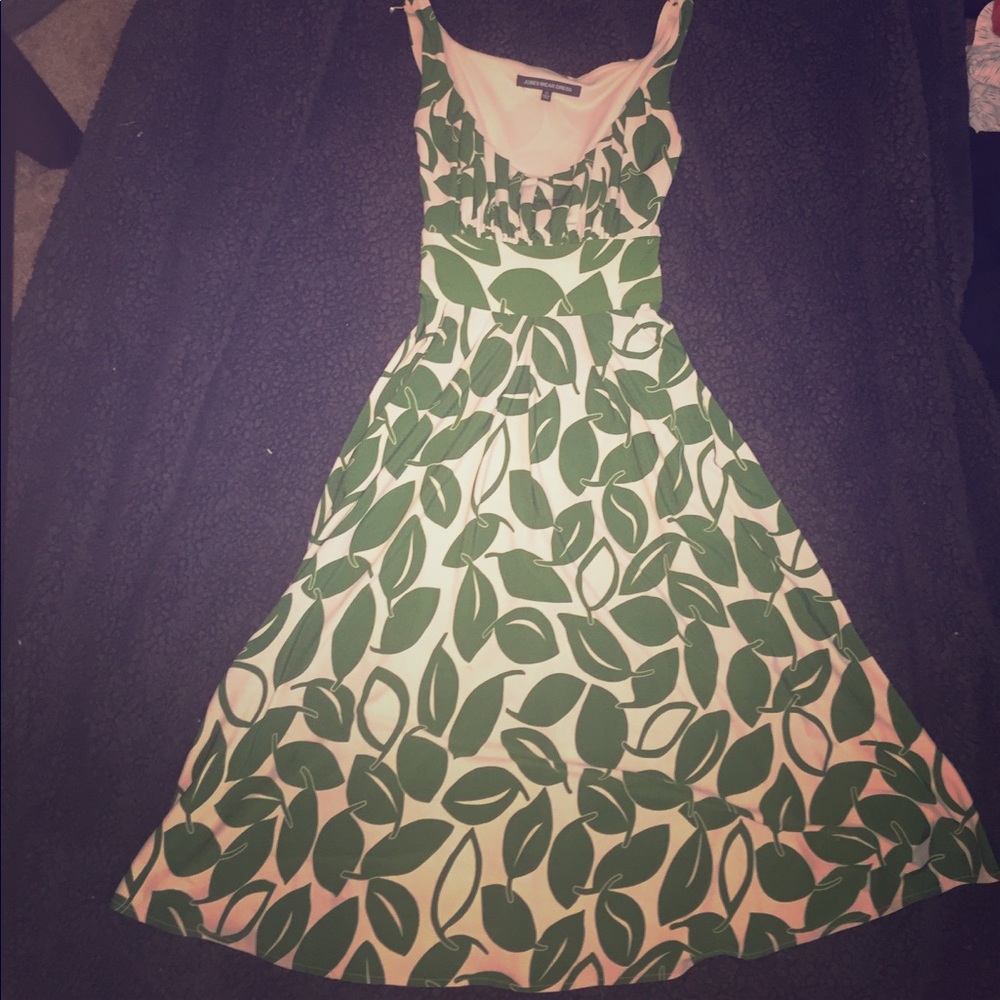 Leaf print swing dress