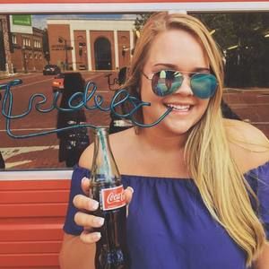 Meet your Posher, Ally