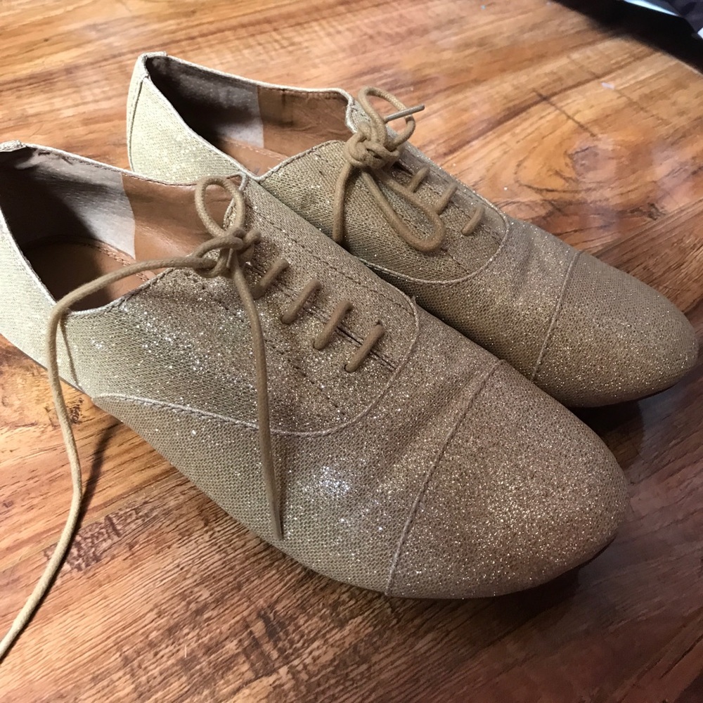 Gianni Bini Sparkly Shoes (DONATED)