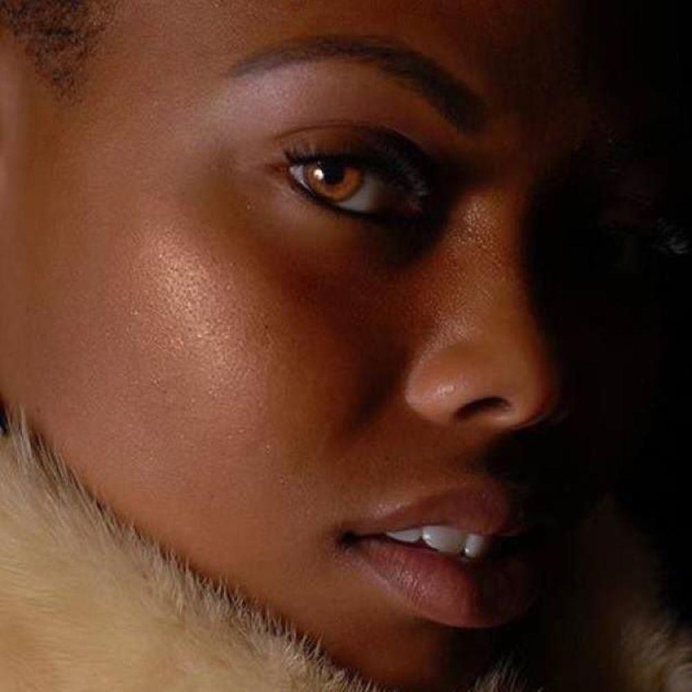 Meet your Posher, Tema's