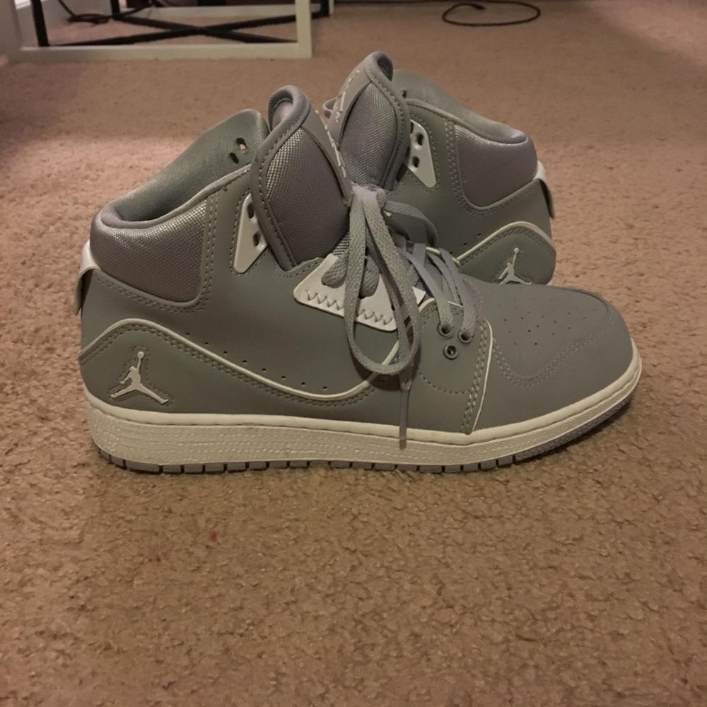 Perfect condition Jordans: size 4.5 youth