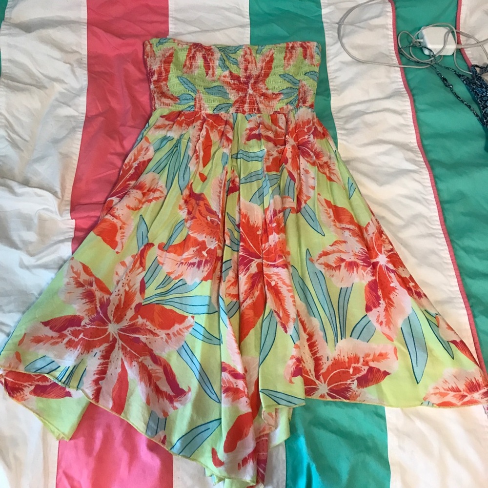Billabong summer dress! So colorful 🛥