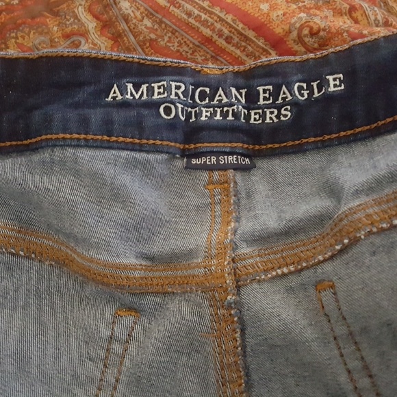 American Eagle Denim Shorts - Picture 7 of 8