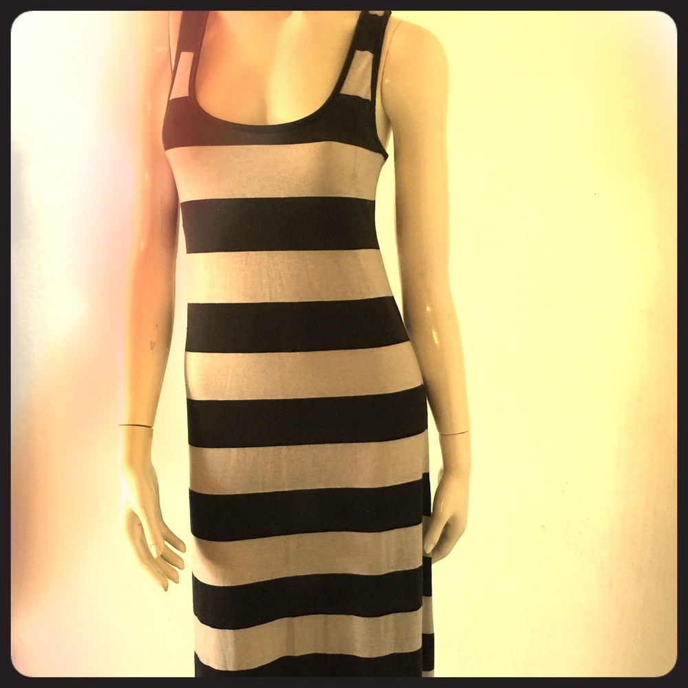 Maxi dress size Small