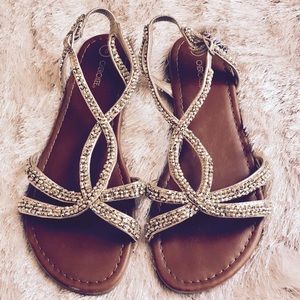🆕LISTING!💕SANDALS🎀