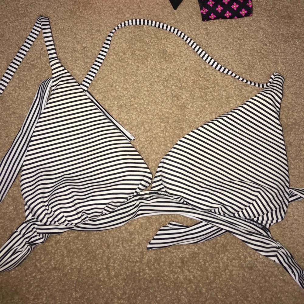 Victoria secret swimsuit top