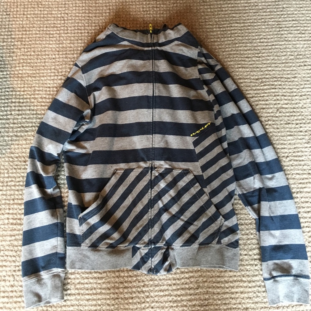 Oakley sweatshirt
