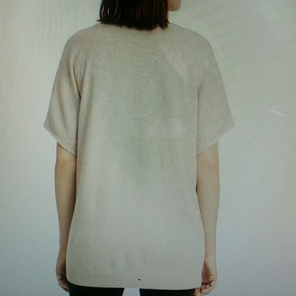 !SOLD!VINCE BOXY/OVERSIZED VEE  PULLOVER - Picture 3 of 8