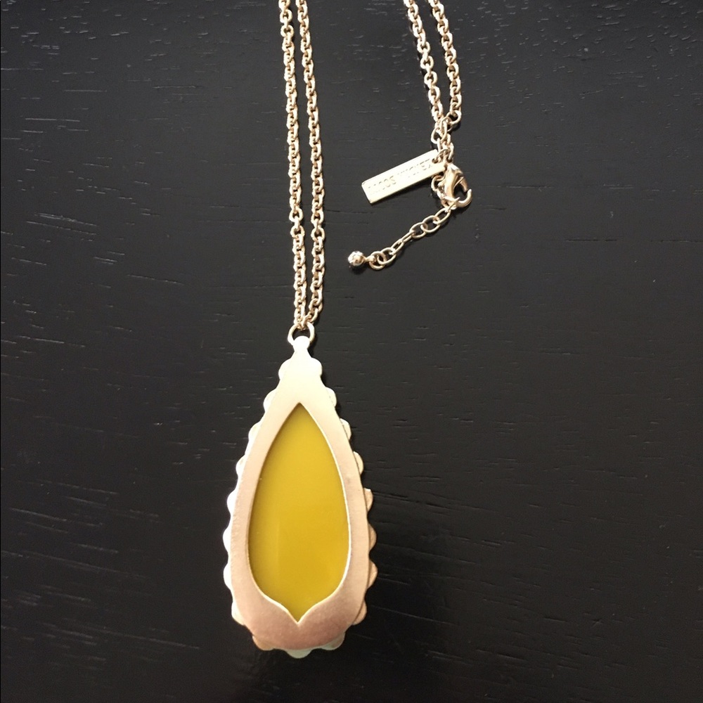 Yellow Kendra Scott necklace