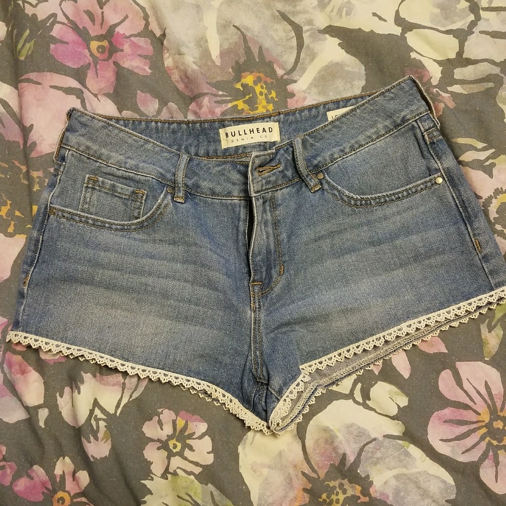 *final price* Bullhead denim shorts